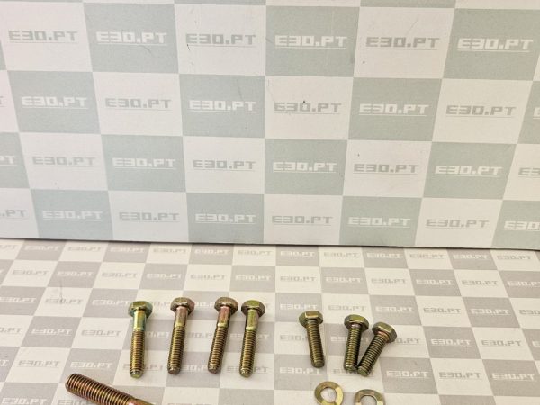 BMW E30 - Kit de montagem da bomba de água e termóstato para BMW M42/M44