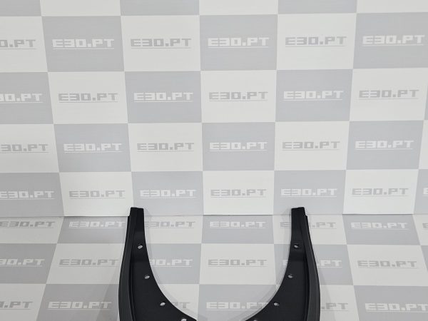 BMW E30 - Coberturas do para-choques trás l BMW E30 M3